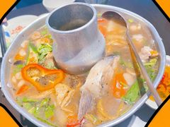 越式鱼酸汤-大头虾越式风味餐厅(光明广场店)