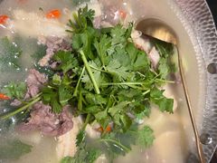 -川流不息·地道川菜·小龙虾(新松江路店)