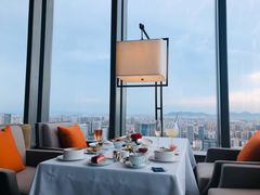 靠窗位-悦厅·下午茶(杭州柏悦酒店)