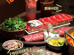 -三出山火锅(南京万象天地店)