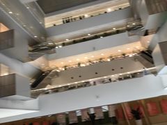 -浦东图书馆读者餐厅