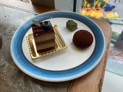 -亚马逊蒸汽活海鲜自助(LCM置汇旭辉广场店)