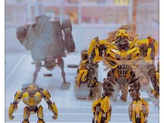 -泡泡玛特POPMART(蓝色港湾店)