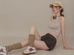-onlygirl摄影美学馆高端定制(江滩店)