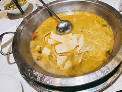 -蛙一刀·麻椒鱼火锅(金仙桥店)