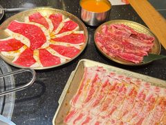 -韩烧牛中牛·甄选黑牛烤肉(黑金店)