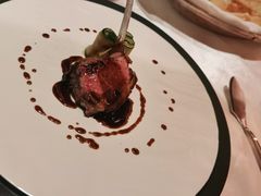 低温慢烤新西兰小羔羊排-北京古城老院厉晓麟精致菜