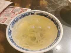 莲子银耳羹-南京大牌档(新街口德基广场店)