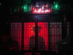 -荒岛实景沉浸密室(江汉路1店)