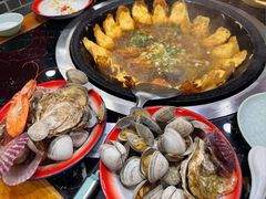 -边江铁锅炖鱼(振八街店)