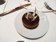 -潮一不贰·法式甜品·生日蛋糕·西式简餐(外滩店)