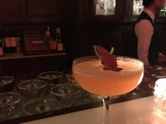 -LONG BAR 廊吧(外滩华尔道夫酒店)