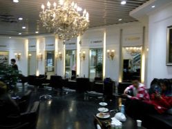 -变画·发型STUDIO