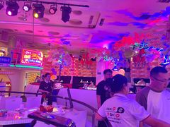 -巴特餐饮6加1音乐餐吧·新疆菜