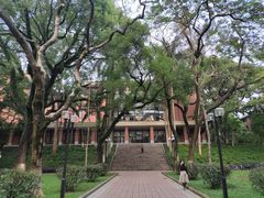 -中山大学（广州校区南校园）图书馆