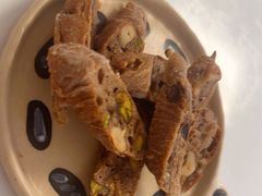 -HOT CRUSH趁热集合·现烤面包(环球港店)