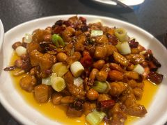 -万重锦·人文川菜馆(骡马市店)