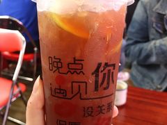 港式手打柠檬茶-沙胆彪炭炉牛杂煲(成都玉林店)