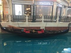 -Charles & Keith(大运河购物中心店)