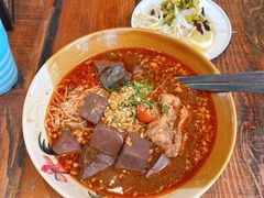 -Show Neua Thai Street Food