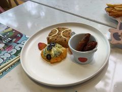 -水桶王国主题餐厅·聚会·生日派对·亲子活动·家庭套餐(亚龙湾希尔顿店)