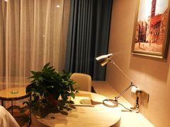 -维也纳国际酒店·西京医院胡家庙地铁站店