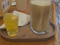 -Line 咖啡(石厦花园店)