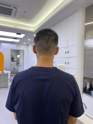 -首脑美发沙龙