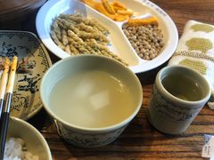 -呱呱叫民俗风味主题餐厅(沣峪口店)