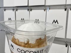 鲜椰冰咖-M Stand(西安大悦城店)