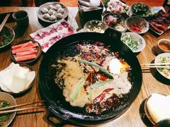 -周幺妹重庆老火锅(银泰城总店)