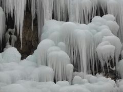 -大平台龙居瀑布旅游区