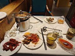 -领鲜活海鲜榴莲自助火锅(东门店)