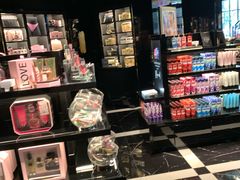-Victoria's Secret(杭州湖滨银泰in77店)