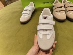 -王府井百货(中州中路店)