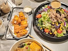 -W COLLECTIVE  DESSERT SHOP