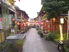 -鸿恩陶然大观园