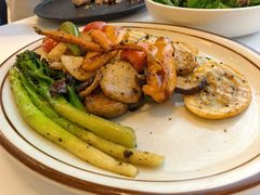 -马克西姆俄罗斯餐厅(通亚街店)