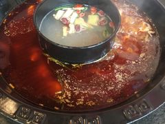 -重庆烧鸡公火锅(簋街店)
