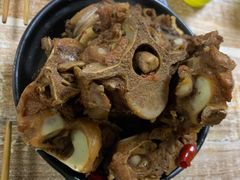 羊羯子-宝瑞门钉肉饼店