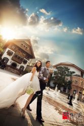 -现代经典婚纱摄影(光明北路尊荣总店)