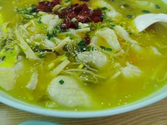-酸小七(国华广场店)