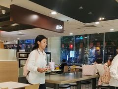 -麦当劳(假日广场店)