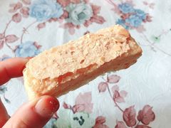 扁桃仁起酥-上海哈尔滨食品厂(淮海中路店)