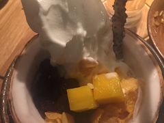 椰子冰淇淋-大头椰·椰子鸡火锅(南宁万象城店)