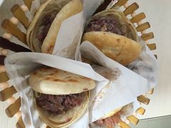 -闫家驴肉老店(华电一校店)
