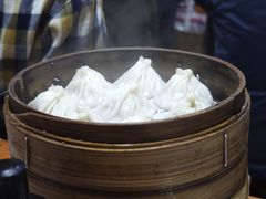 -莱莱小笼·乔艾