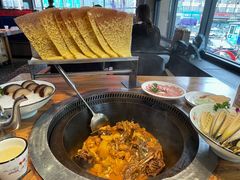 -山河屯铁锅炖·非遗东北菜(南山店)