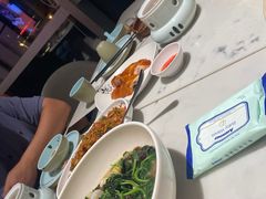 -泓历皇朝酒店(东亭店)
