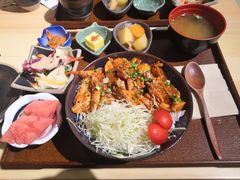 -本格丼·炭火烤肉饭(大悦路成都大悦城店)